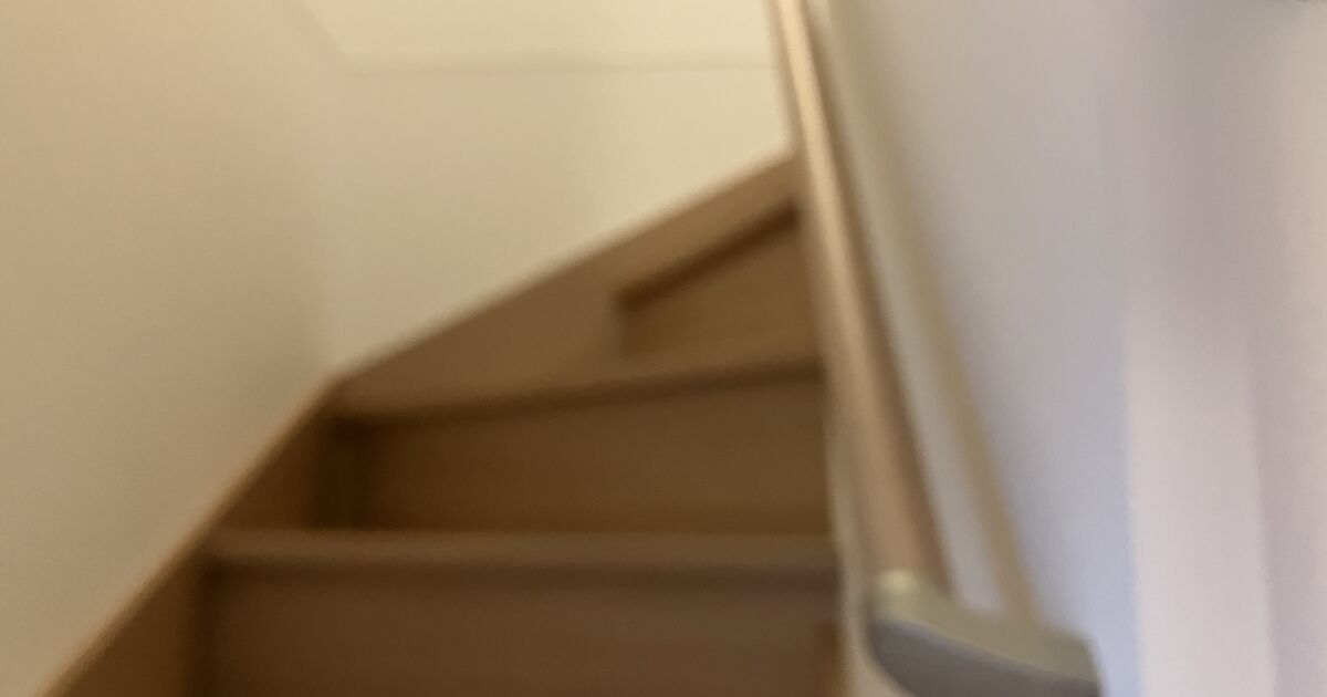 川崎市中原区で階段の手すり外しなら東神リビングパートナー株式会社へ